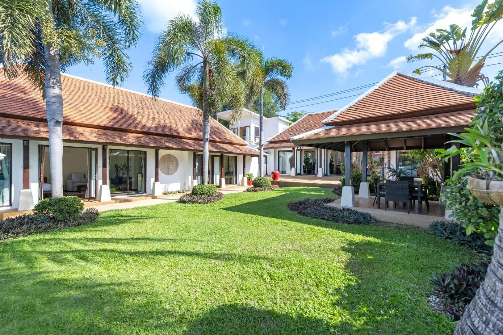 Bacaya Beachfront Villa Bang Rak Beach  Εξωτερικό φωτογραφία