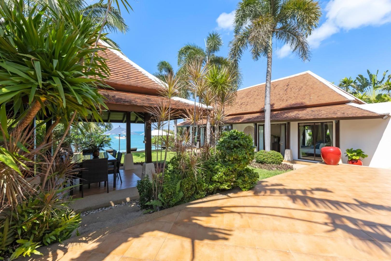 Bacaya Beachfront Villa Bang Rak Beach  Εξωτερικό φωτογραφία